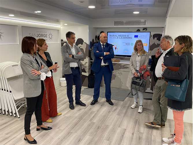 JACA RECIBE LA FORMACIÓN DEL PROYECTO EUROPEO RURAL NEEDS & MOBILE LEARNING - 3