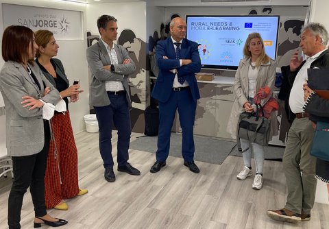 JACA RECIBE LA FORMACIÓN DEL PROYECTO EUROPEO RURAL NEEDS & MOBILE LEARNING